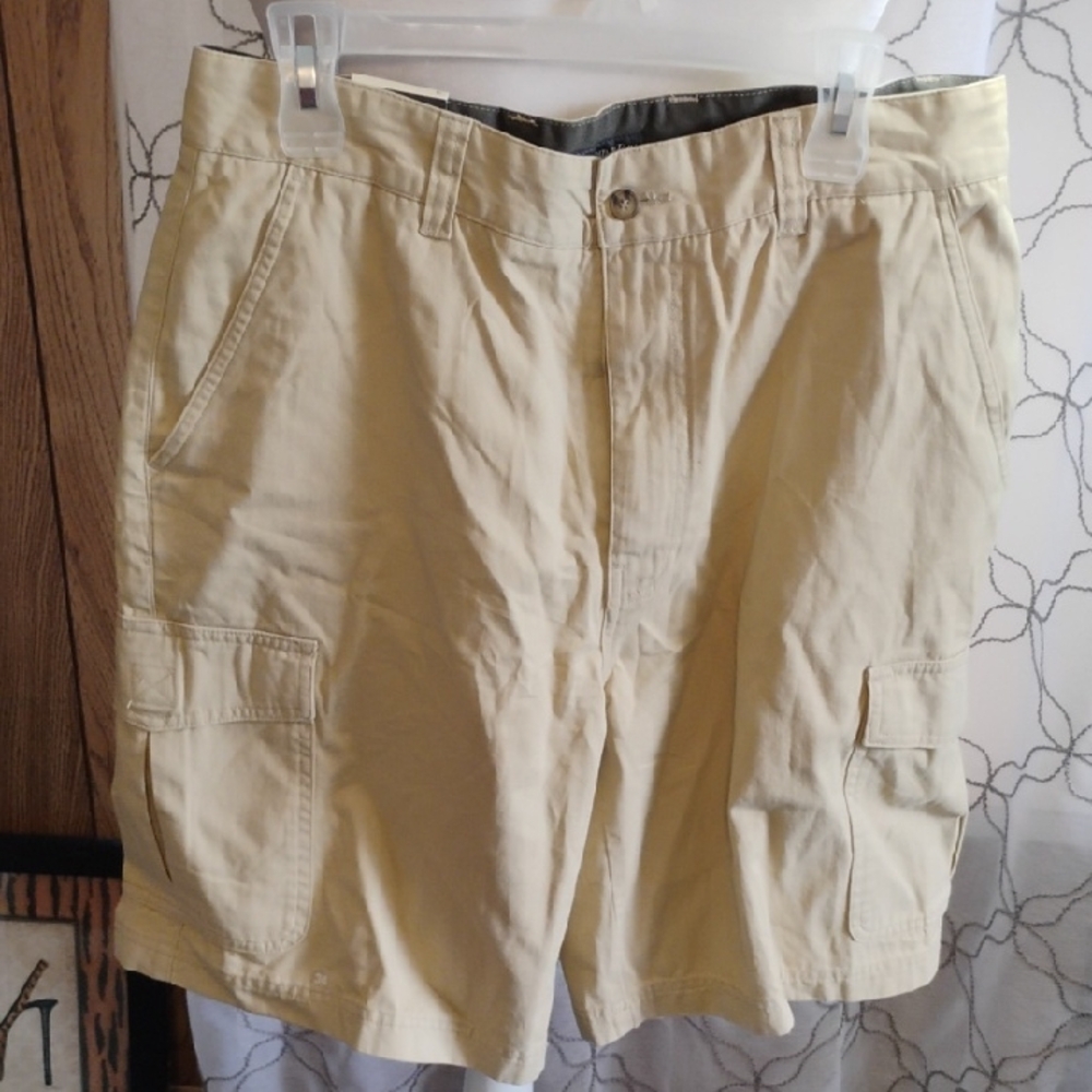 St. John's Bay Beige Cargo Shorts